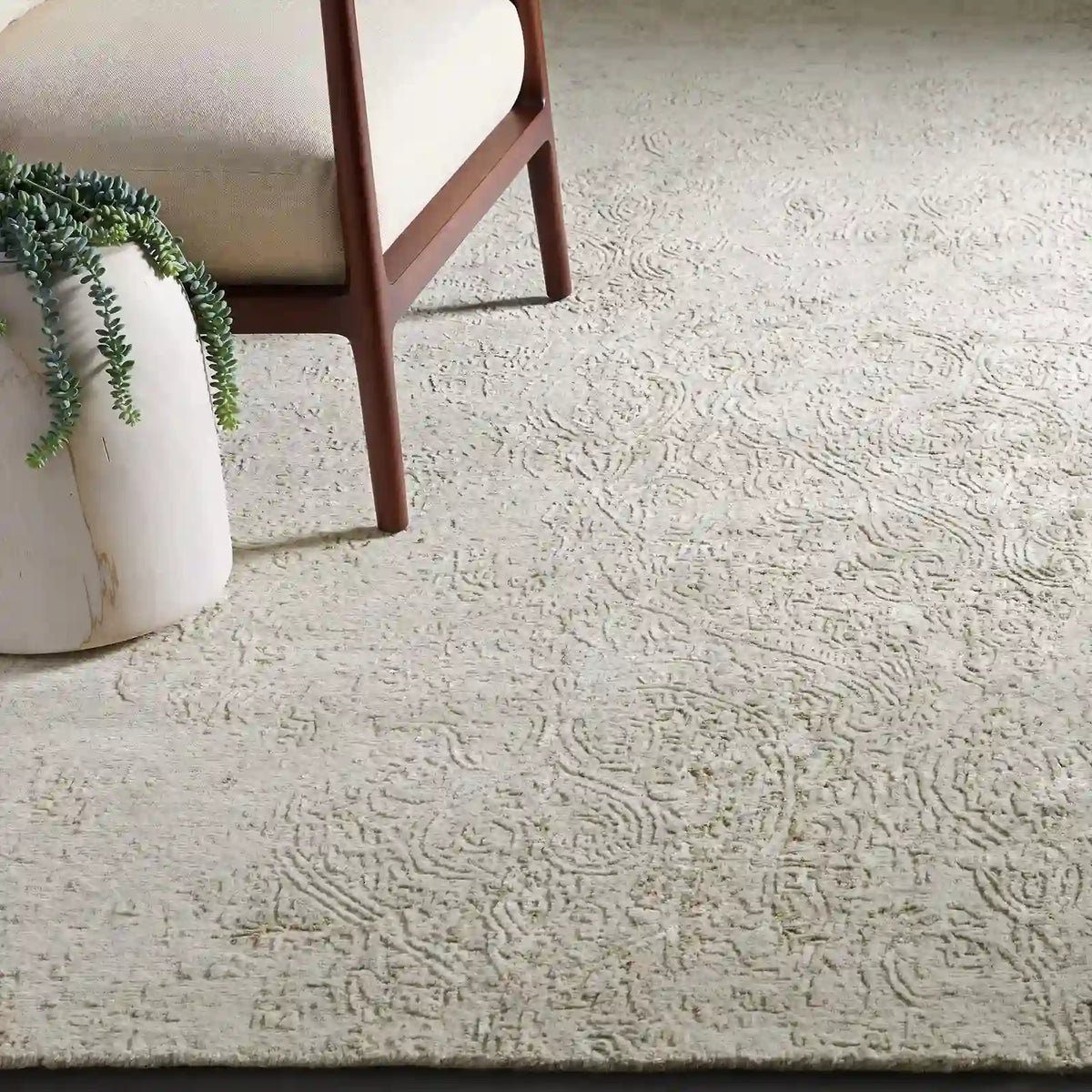 Harlowe Hand-Knotted Wool Viscose Rug High-quality Carpets with a Retro Artistic Feel & a Warm Touch