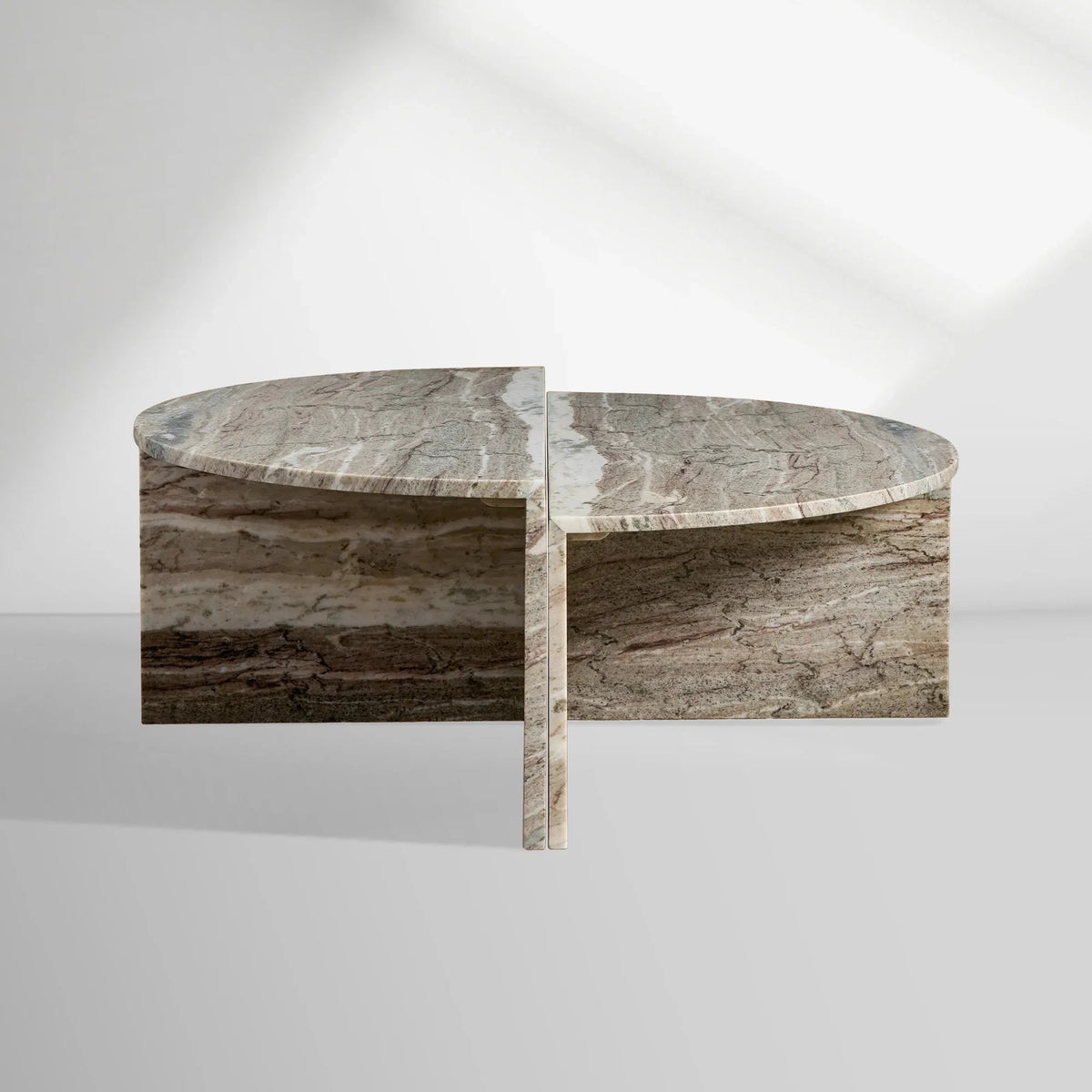 Riggs Modularer runder Couchtisch aus Marmor mit runder Cocktailtischplatte aus Naturmarmor, Sofa-Beistelltisch