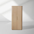Armoire de rangement haute Caden avec portes en bois, en noyer, vitrine d'entrée ou de salle à manger.