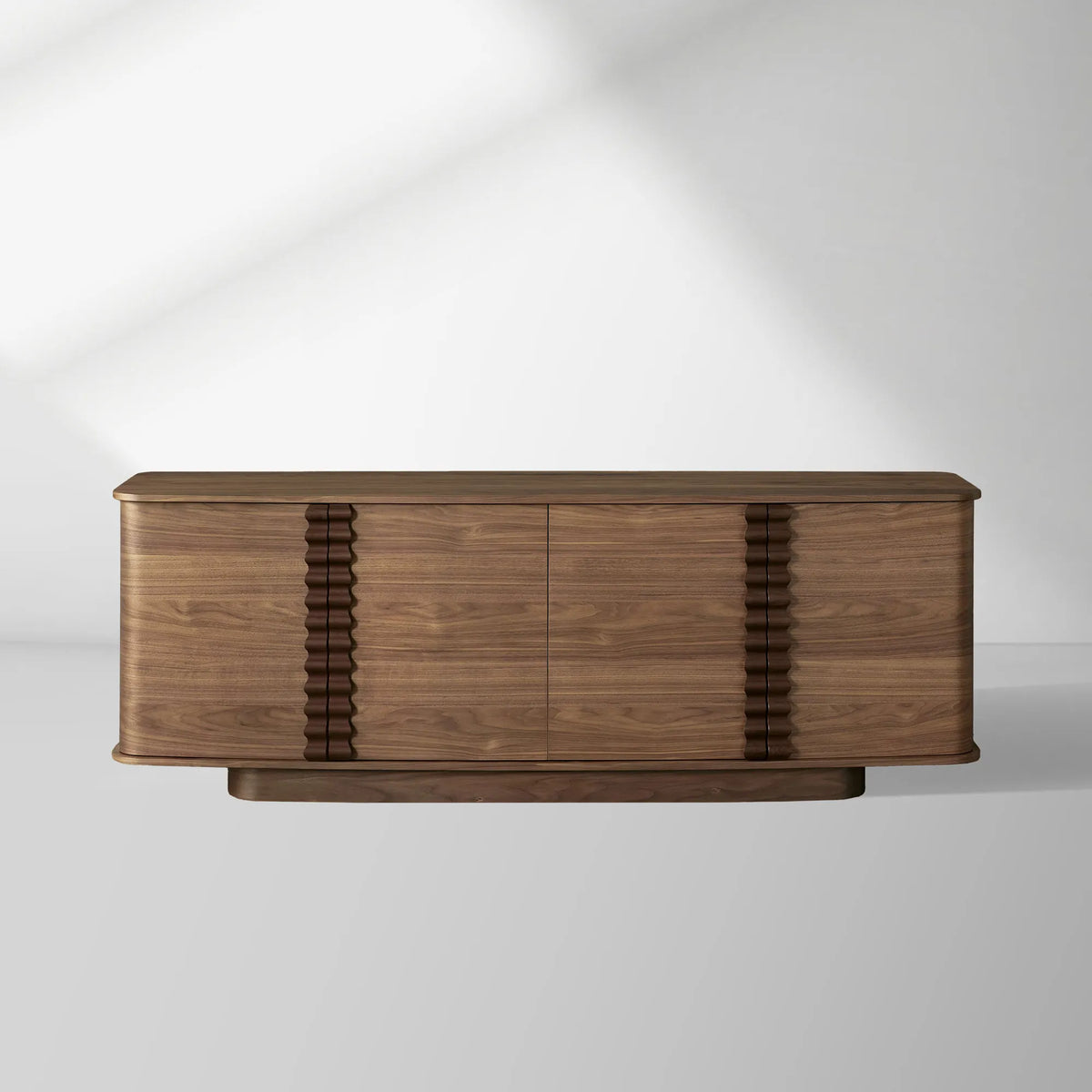 Ribbon Mid-Century Modern Buffet Anrichte Holz Wohnzimmer Medien-TV-Schrank Dielenschrank mit zurückgesetztem Sockel