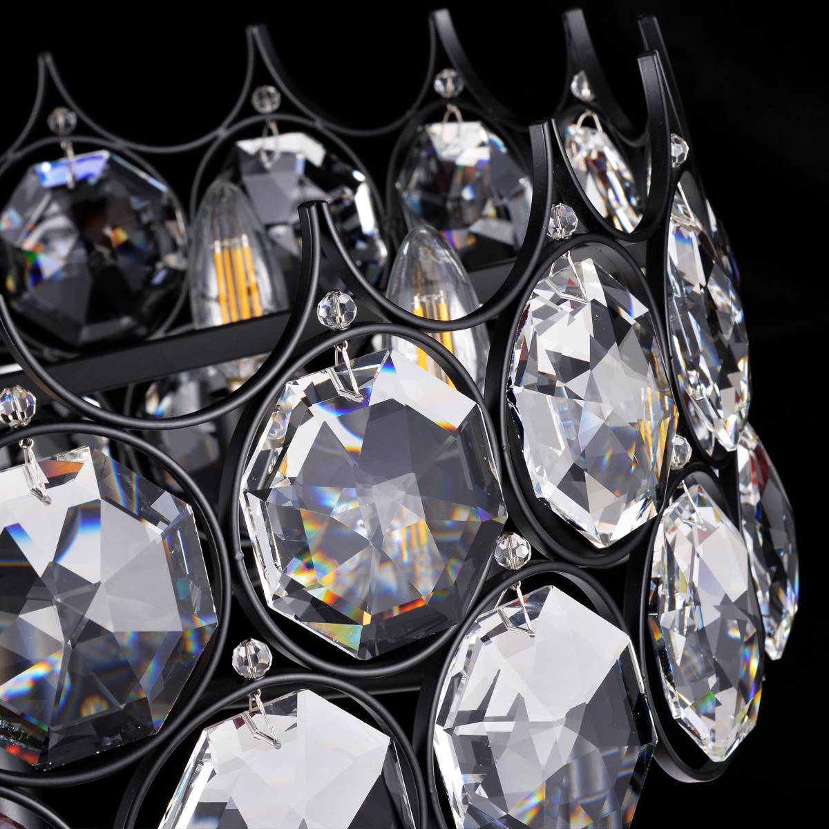 Luxuriöser 24x24x8,3 Zoll großer Kronleuchter aus schwarzem Metall und Kristall mit 39,4 Zoll langer Aufhängekette – Elegante dekorative Beleuchtungskörper