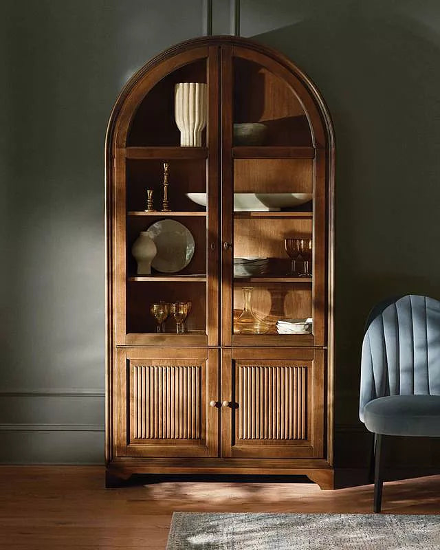 Vitrine haute Giotto à portes vitrées, buffet de salle à manger ancien en bois, bibliothèque ancienne