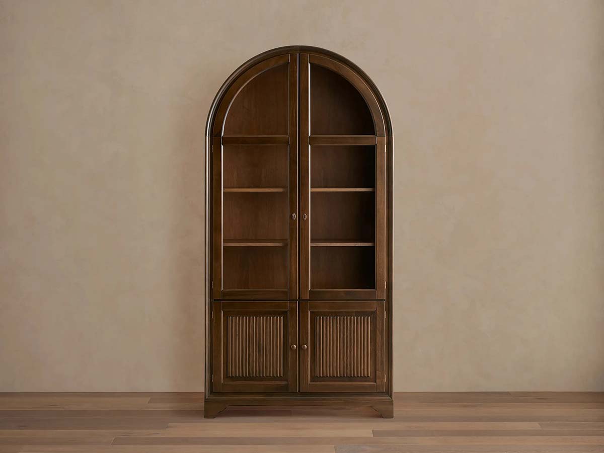 Vitrine haute Giotto à portes vitrées, buffet de salle à manger ancien en bois, bibliothèque ancienne