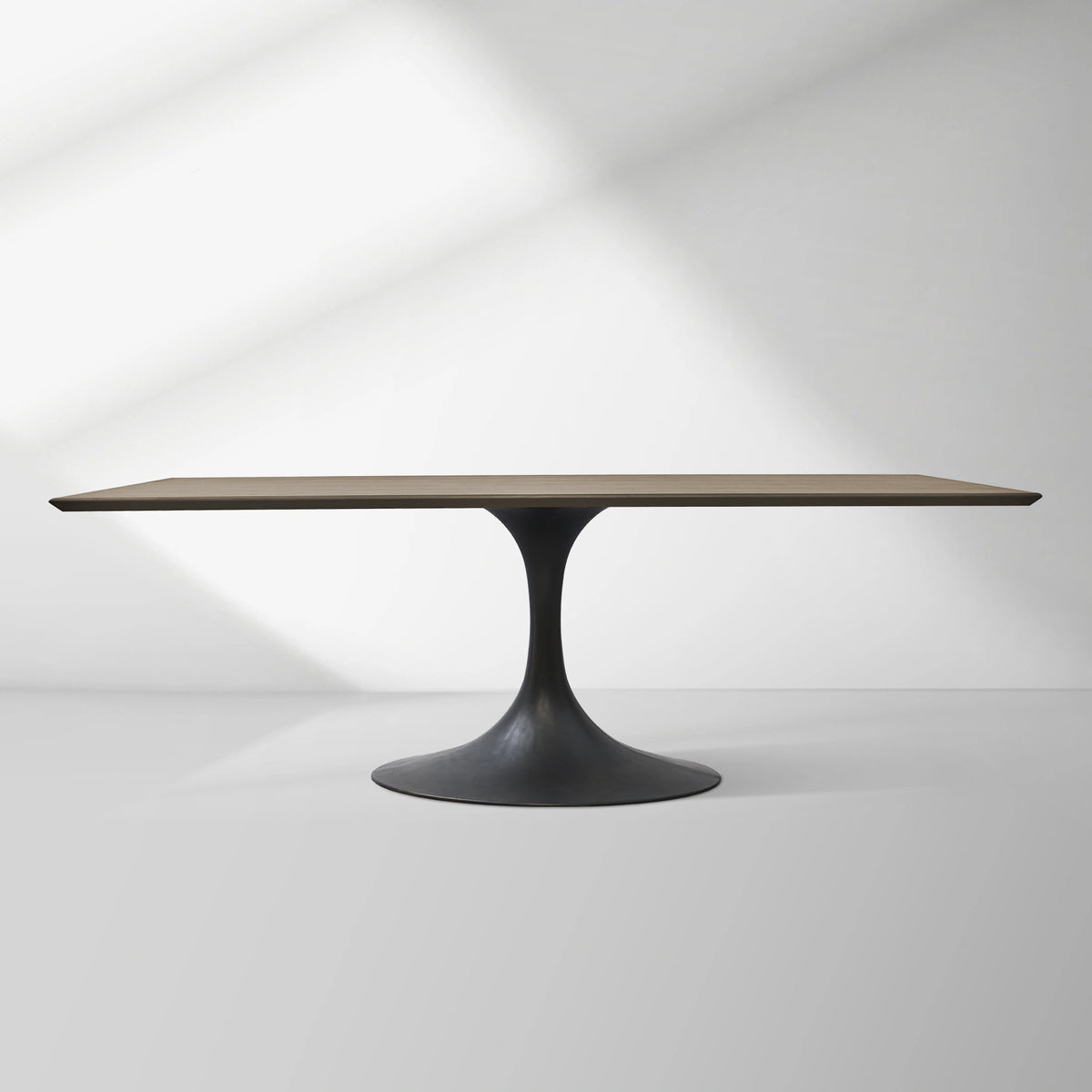 Aero Solid Wood Top Dining Table Tulip Rectangular Dining Table with Cast Steel Pedestal Base