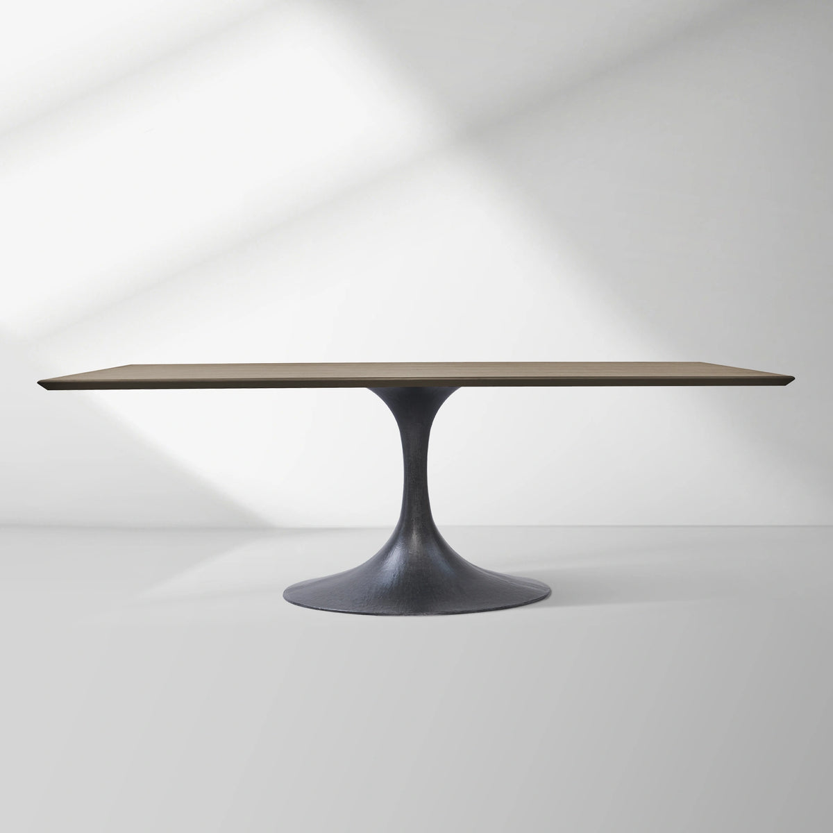 Aero Solid Wood Top Dining Table Tulip Rectangular Dining Table with Cast Steel Pedestal Base