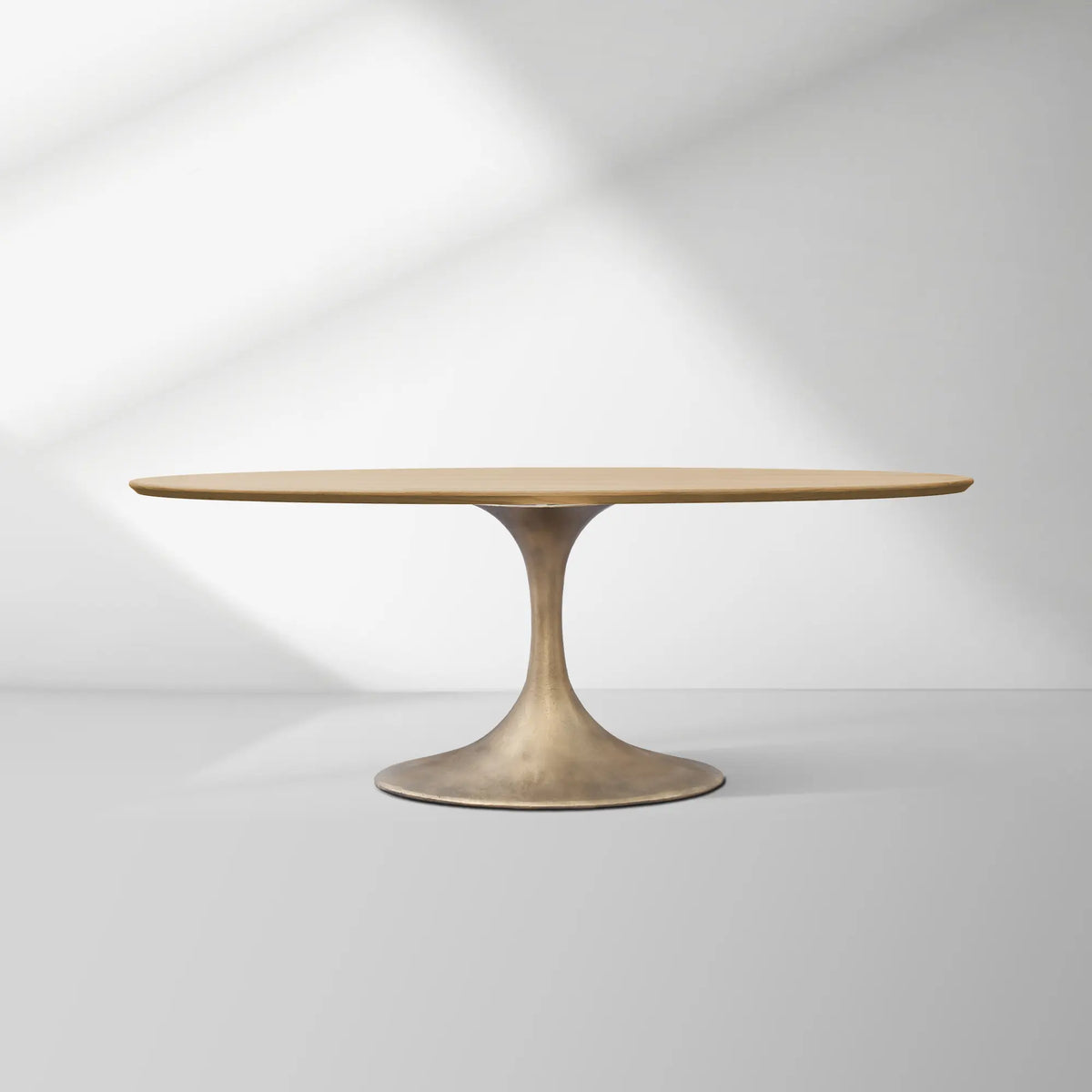 Aero Oval Solid Wood Dining Table Tulip Dining Table with Cast Steel Base