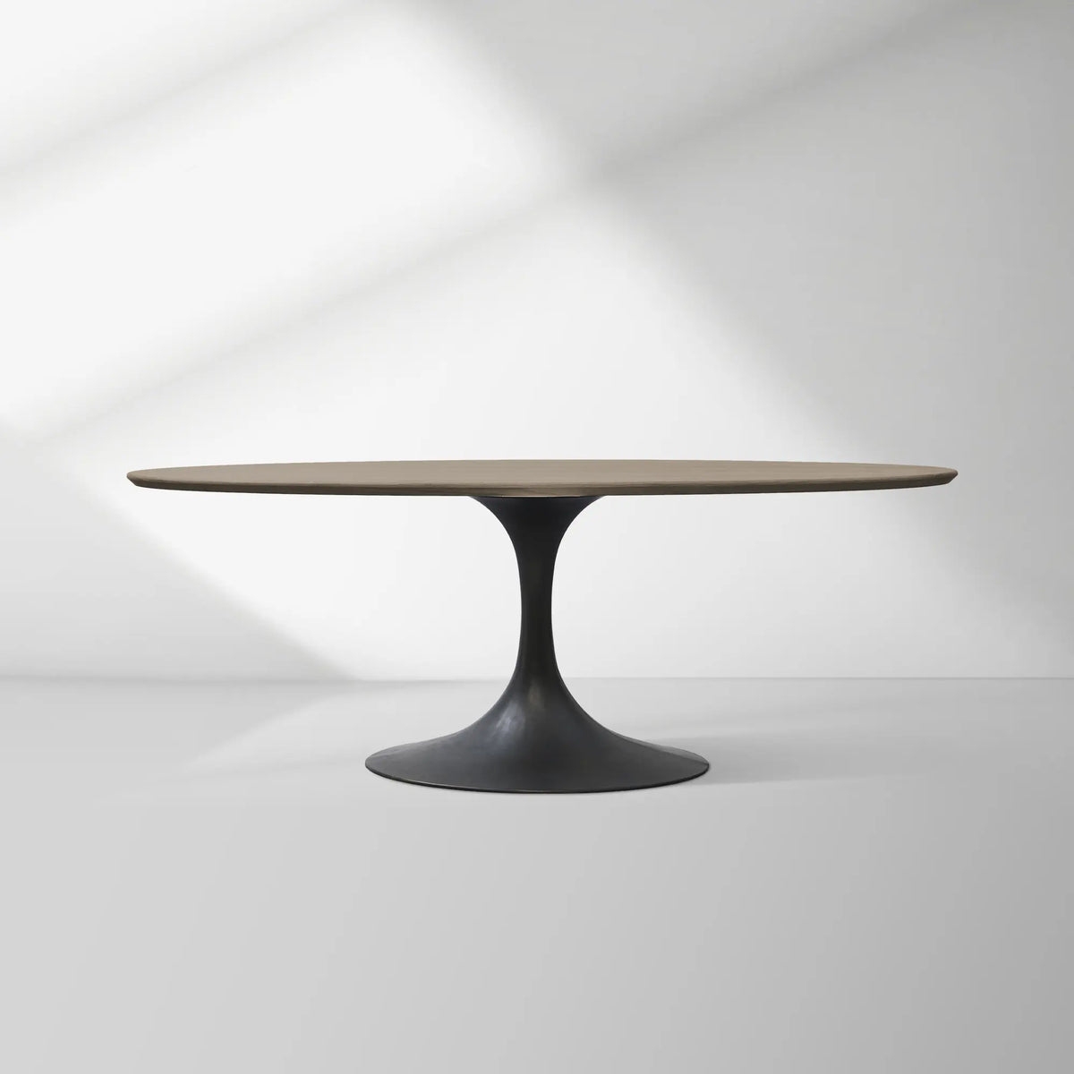 Aero Oval Solid Wood Dining Table Tulip Dining Table with Cast Steel Base