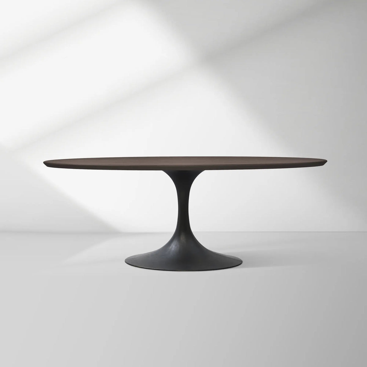 Aero Oval Solid Wood Dining Table Tulip Dining Table with Cast Steel Base