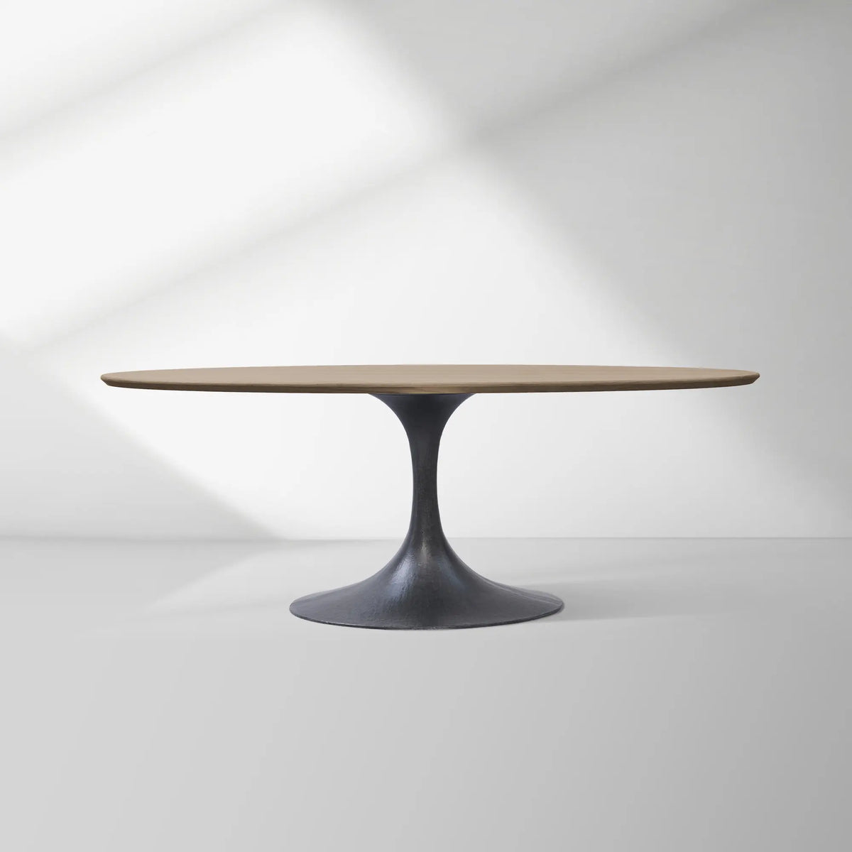 Aero Oval Solid Wood Dining Table Tulip Dining Table with Cast Steel Base