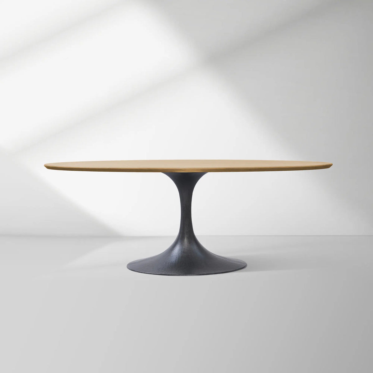 Aero Oval Solid Wood Dining Table Tulip Dining Table with Cast Steel Base
