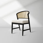 Aimee Esszimmerstuhl aus Holz mit Rattan-Rückenlehne, gepolsterter Wohnzimmerstuhl im Midcentury-Stil