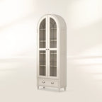 Hattie II Hohe Vitrine aus Glas, Holz, Klassisches europäisches Design