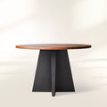 Table de salle à manger ronde en métal recyclé, plateau martelé à la main en métal et base en fer noir Vertex