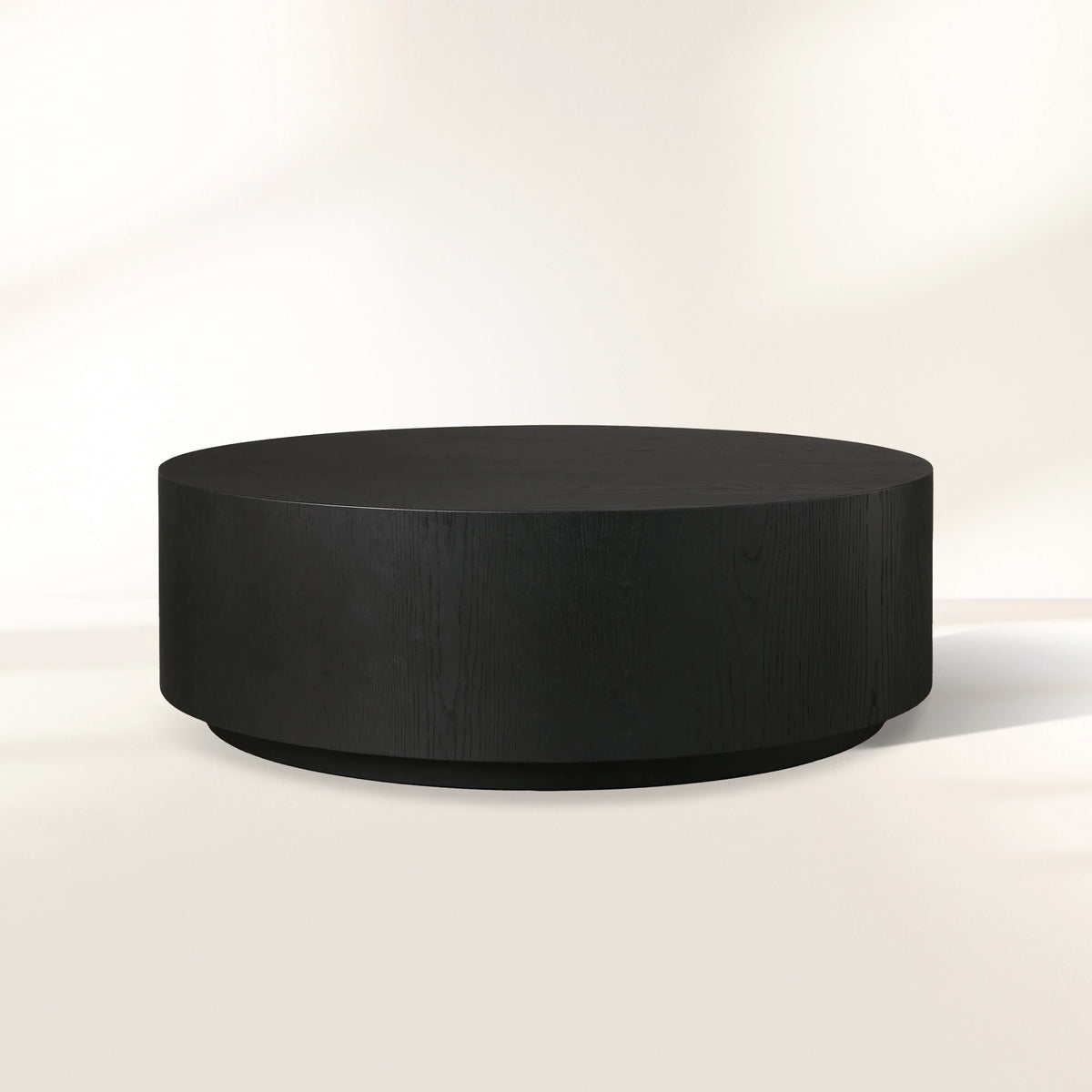 Sullivan Wood Round Coffee Table with Solid Oak Veneers Cocktail Table Living Room Center Tea Table Simplicity Style