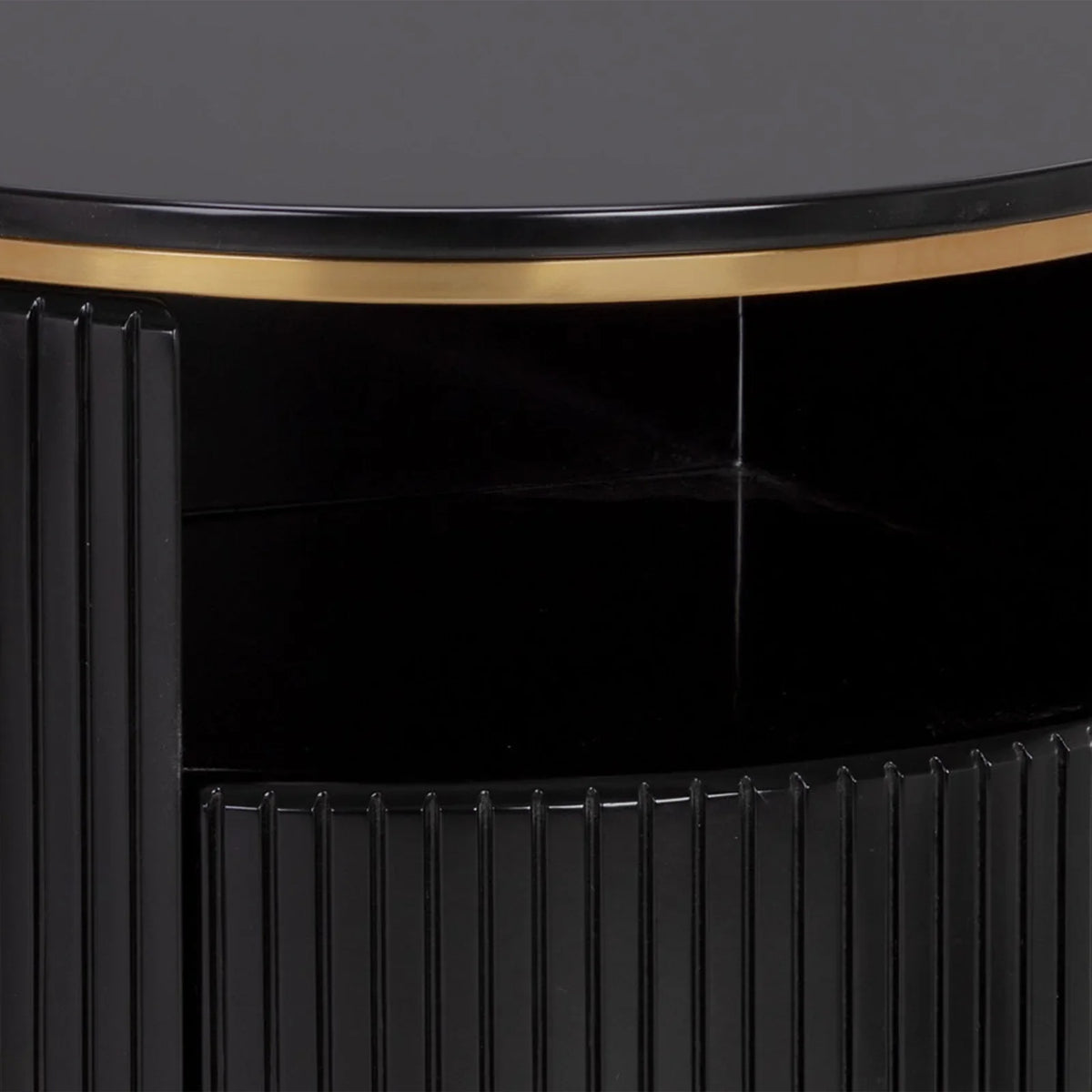 Table de chevet Panoso en bois avec base en acier doré, table de nuit de luxe