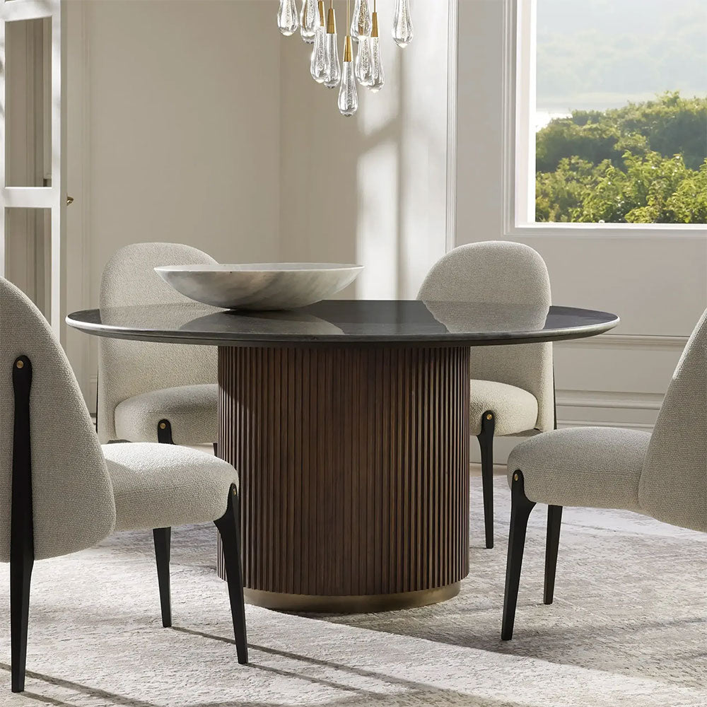 Plateau rond en marbre Finnley avec socle en bois
