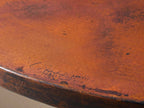 Table de salle à manger ronde en métal recyclé, plateau martelé à la main en métal et base en fer noir Vertex