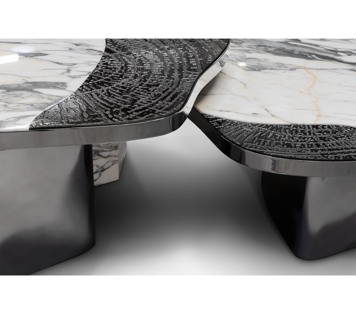 Luxury Calacatta Marble Coffee Table with Black Sculptural Base & Modern Design Center Tea Table