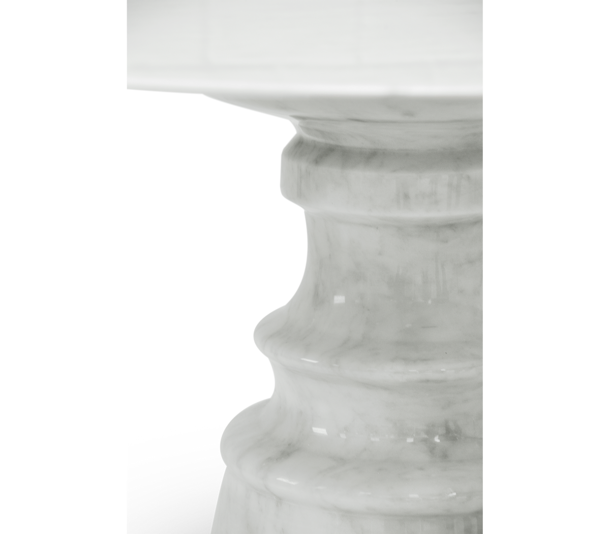 Pietra Round Classic Estremoz Marble Dining Table
