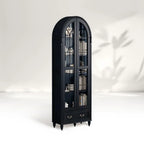 Hattie II Hohe Vitrine aus Glas, Holz, Klassisches europäisches Design