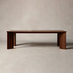 Table de salle à manger rectangulaire en bois Yorn avec piètement incliné