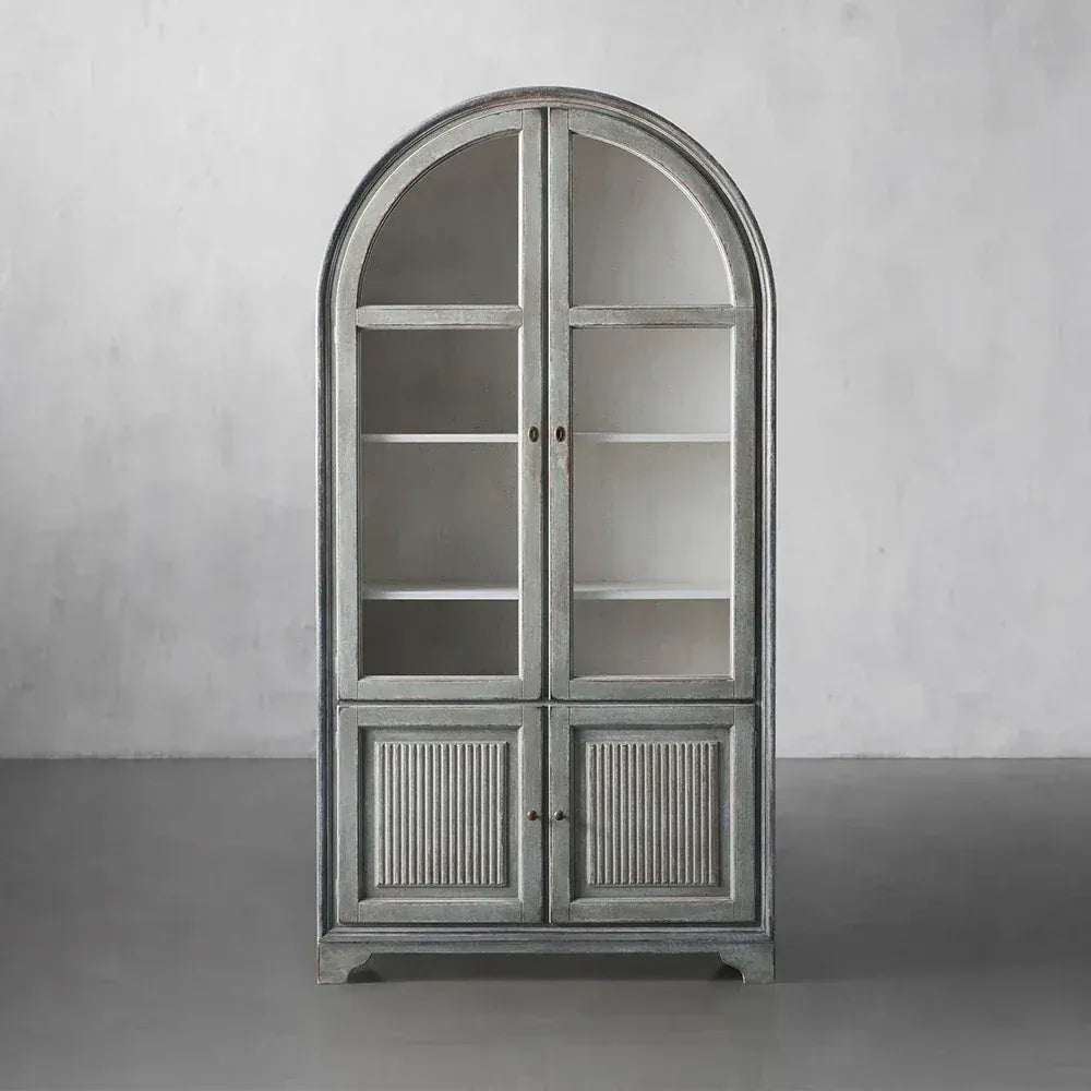 Vitrine haute Giotto à portes vitrées, buffet de salle à manger ancien en bois, bibliothèque ancienne